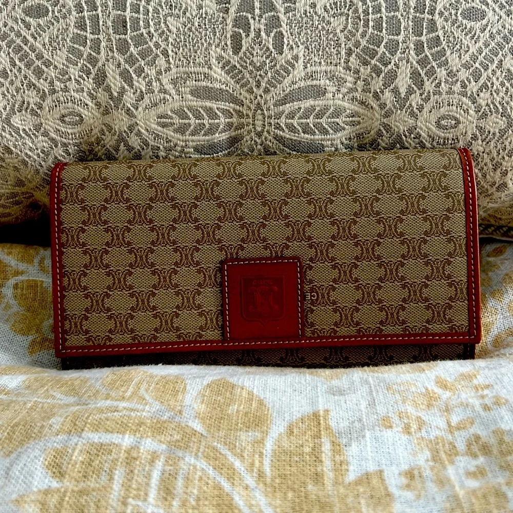 Celine wallet - Picture 1 of 7